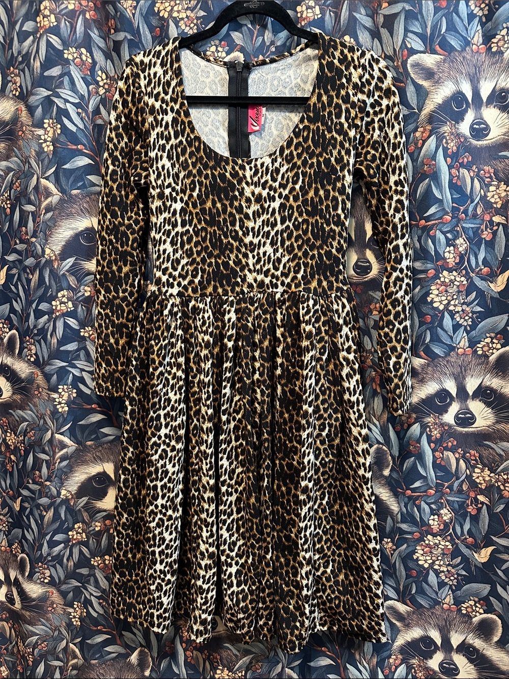 VIXEN BY MICHELINE PITT LEOPARD TROUBLEMAKER SWING DRESS SIZE MEDIUM M